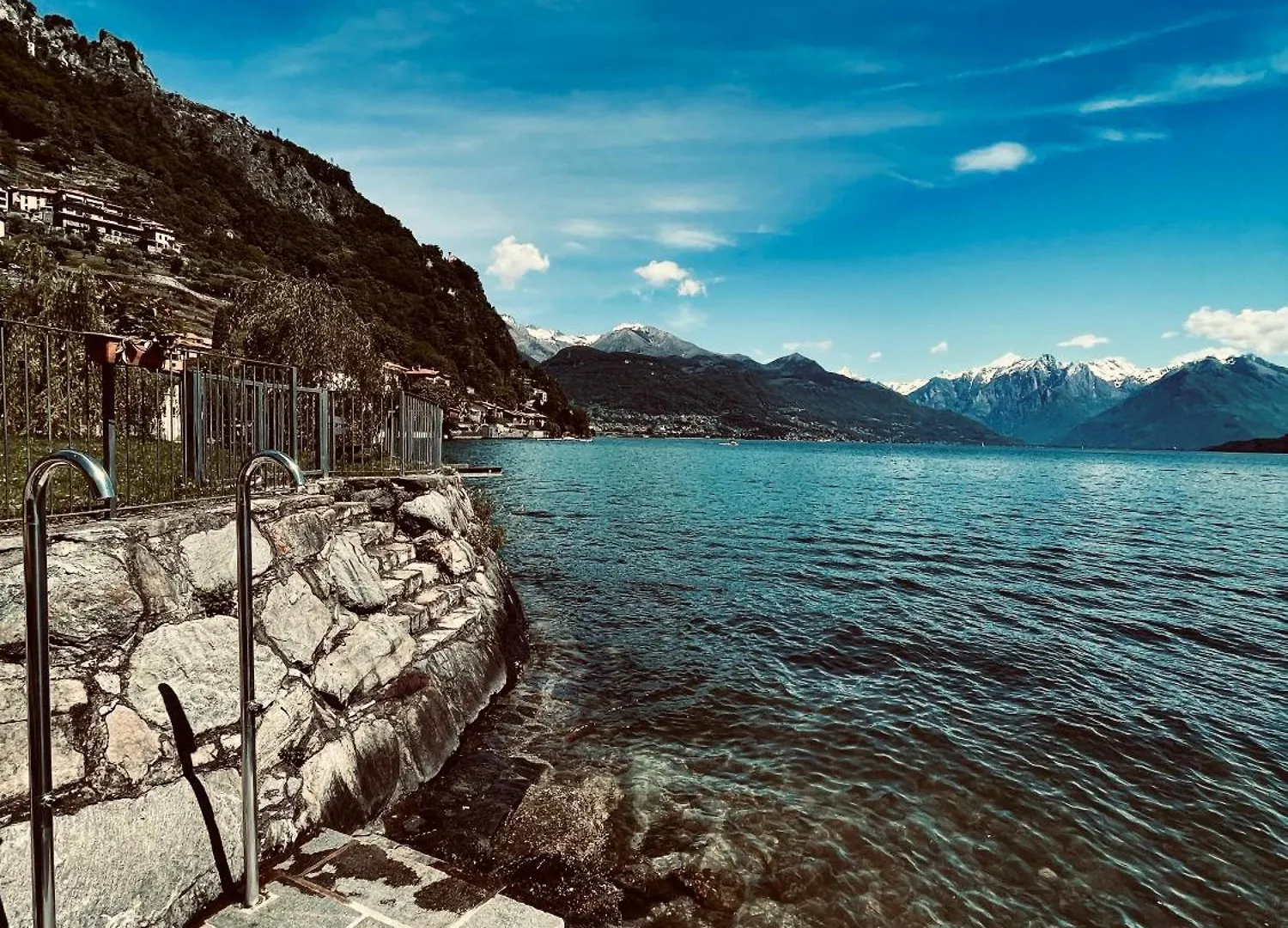 Apartment Mansarda Spadone Musso Italy
