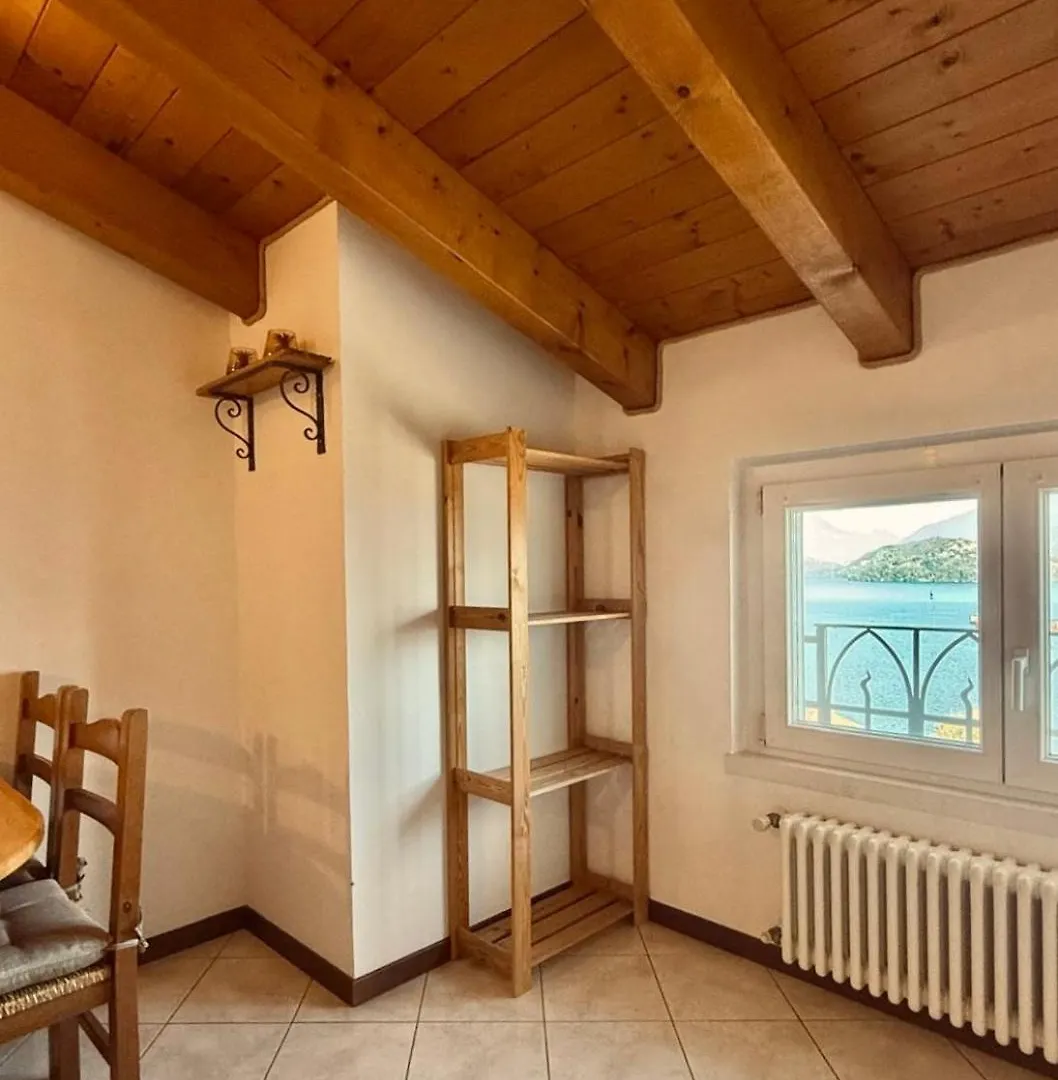 Apartment Mansarda Spadone Musso